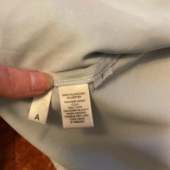 Light blue button down - Picture 4 of 5